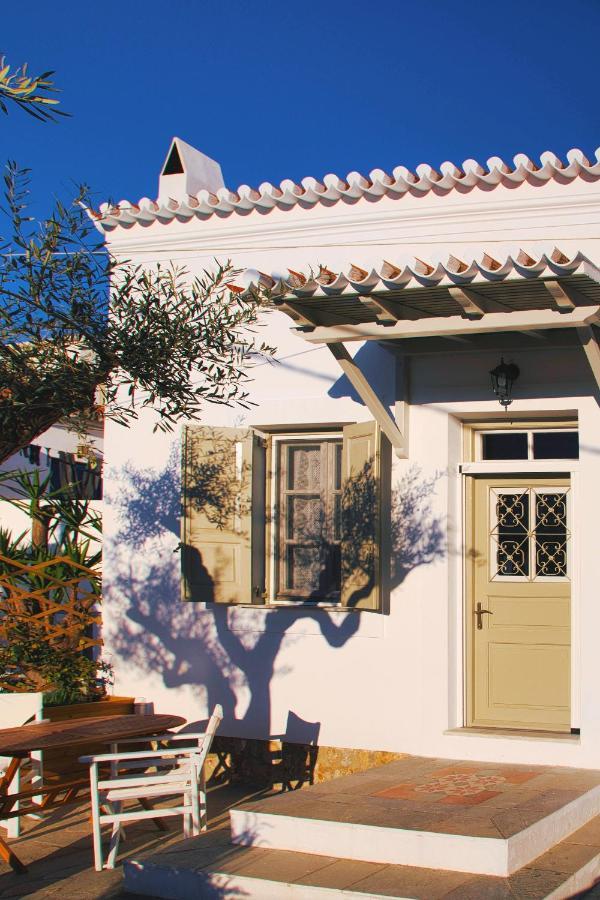 Вілла Aria House Spetses Town Екстер'єр фото