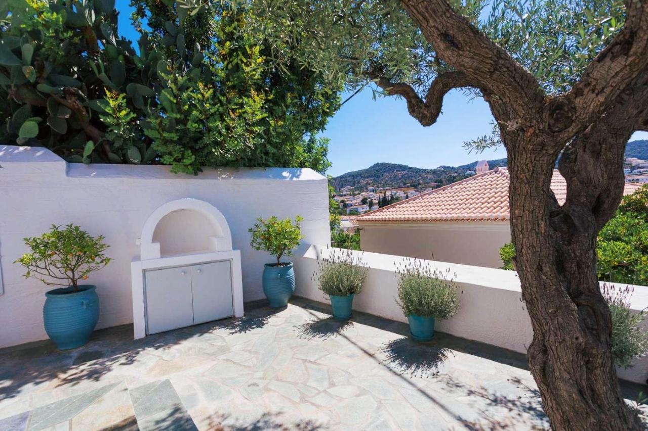 Вілла Aria House Spetses Town Екстер'єр фото