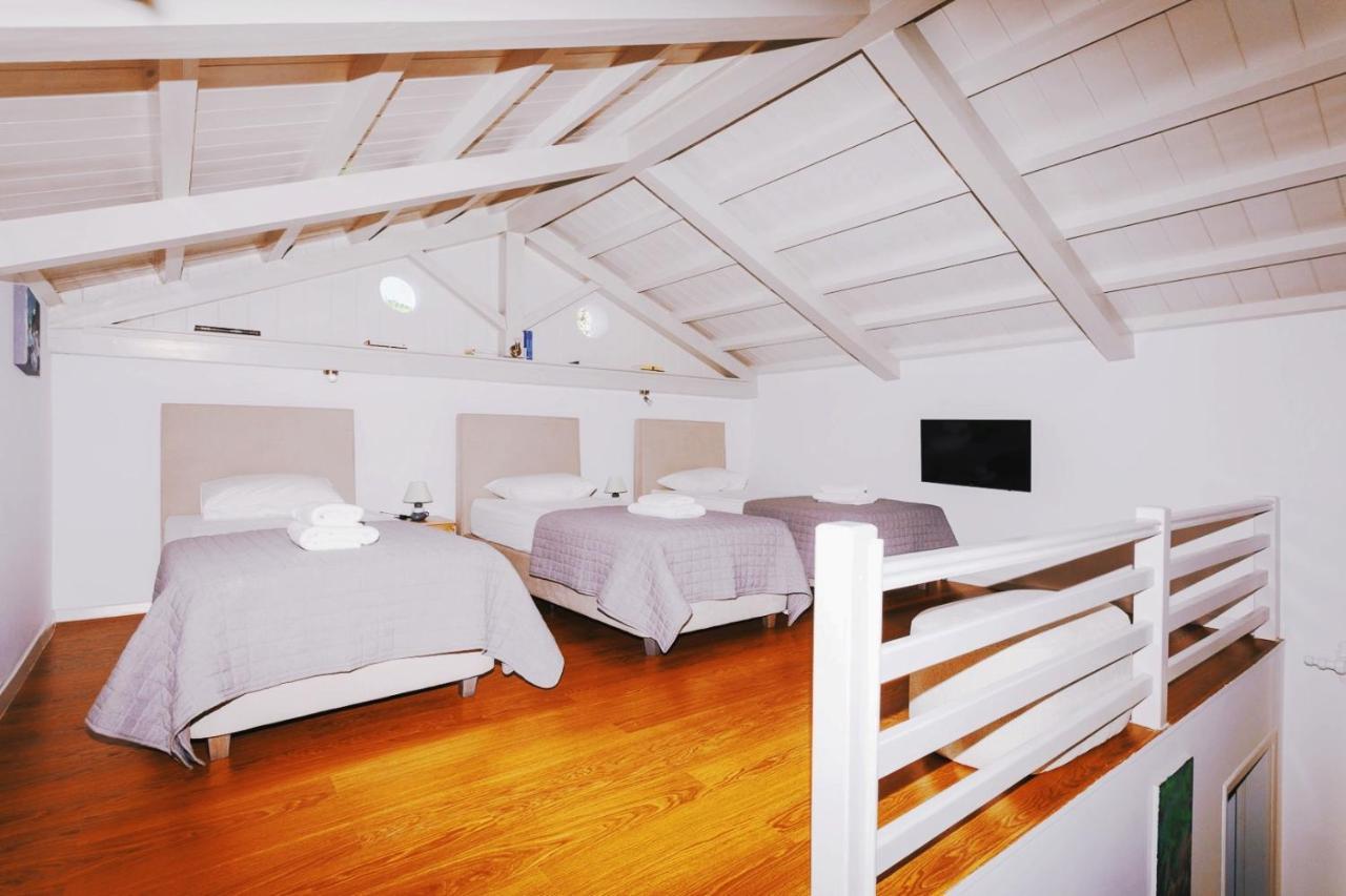Вілла Aria House Spetses Town Екстер'єр фото